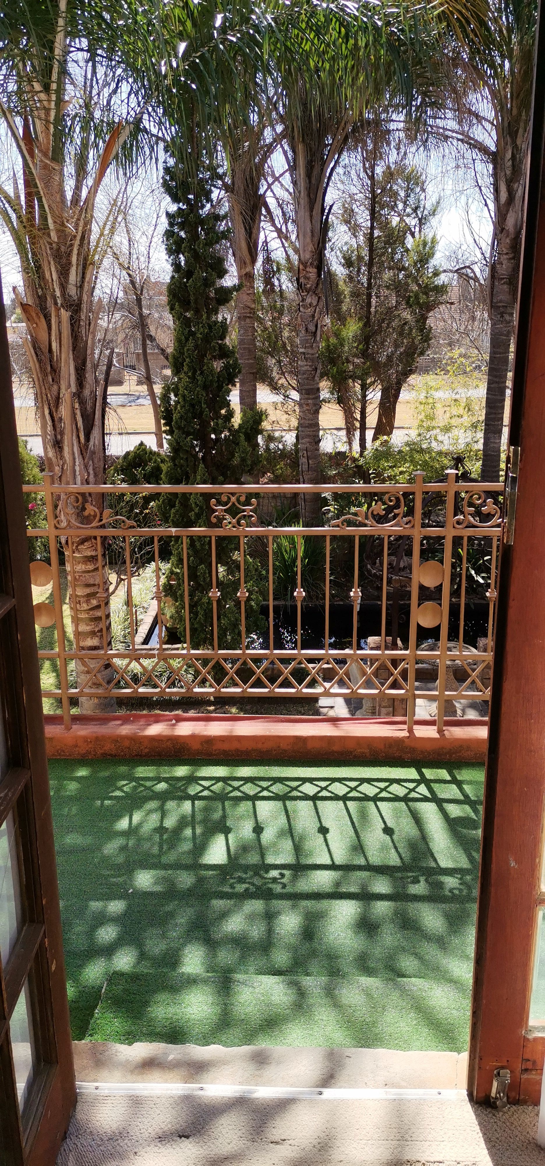 Balcony1